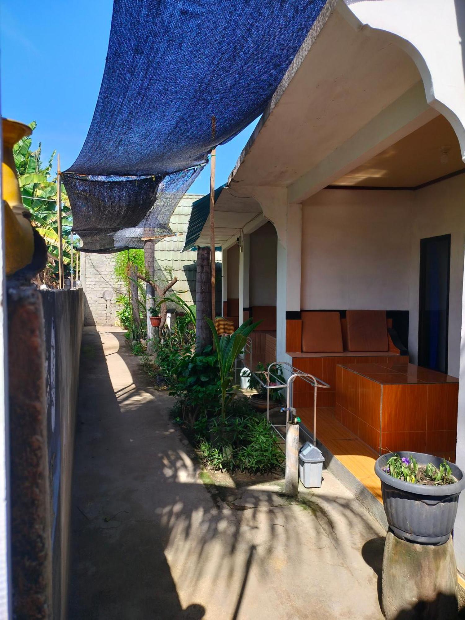 Aladdin Homestay Gili Air Exterior foto