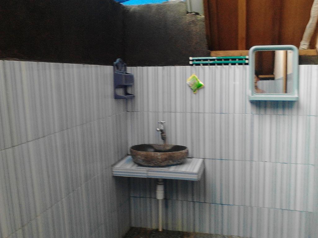 Aladdin Homestay Gili Air Exterior foto